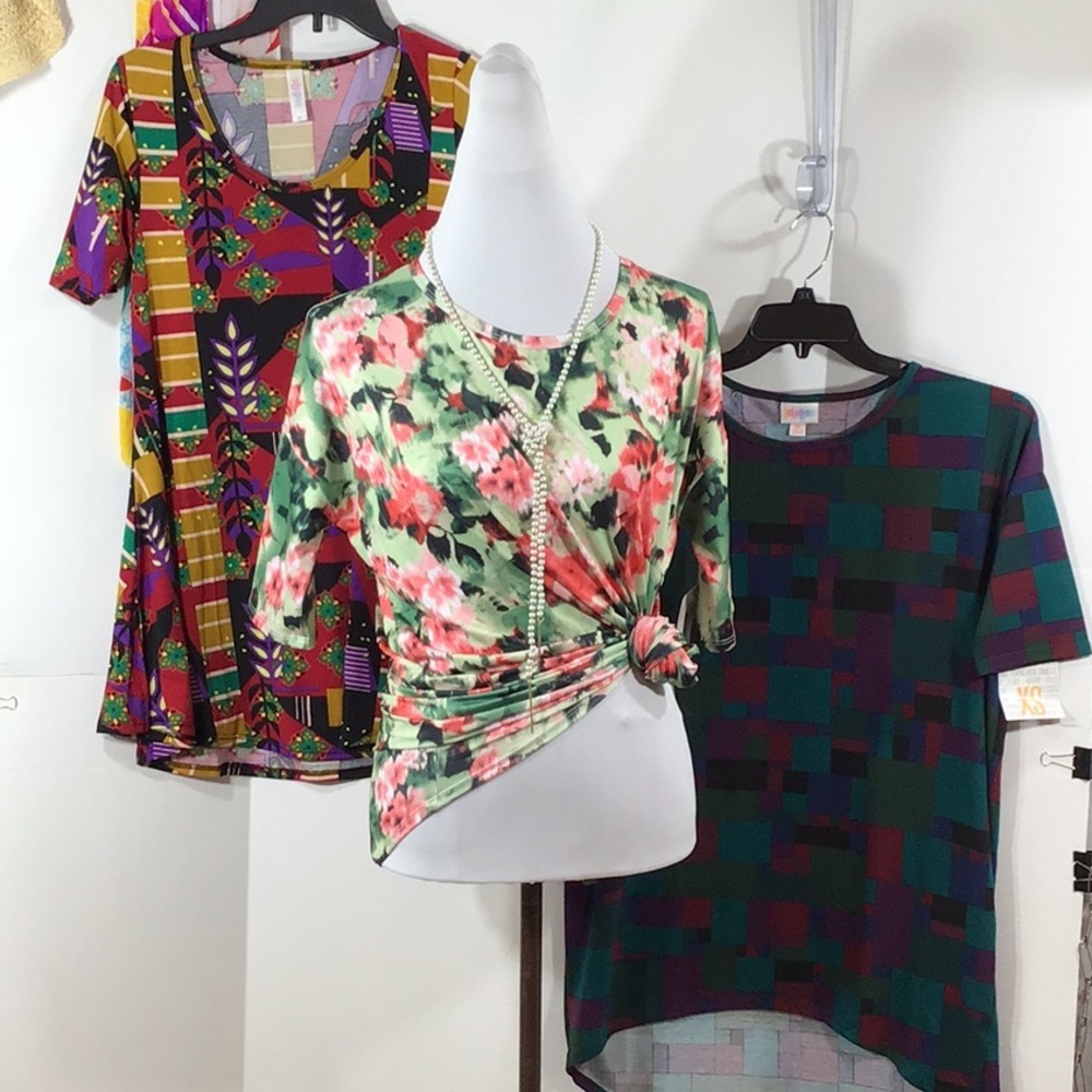 Lularoe (3) tees Irma and Perfect Tee XS NWT